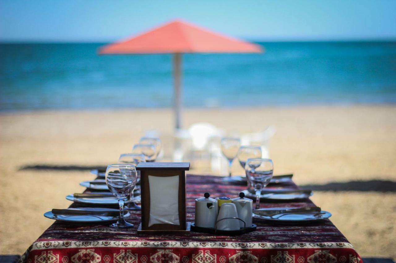 Mavi Dalga Beach Hotel Lokbatan 外观 照片